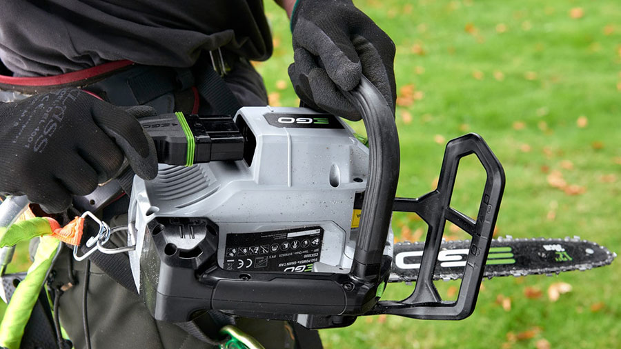 Tronçonneuse sans fil EGO CSX3000 Tronçonneuse sans fil EGO CSX3000